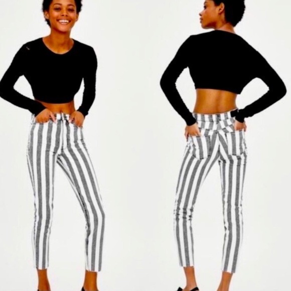 Zara Trafaluc White/Grey Striped High-Rise Skinny Jeans - Picture 2 of 9